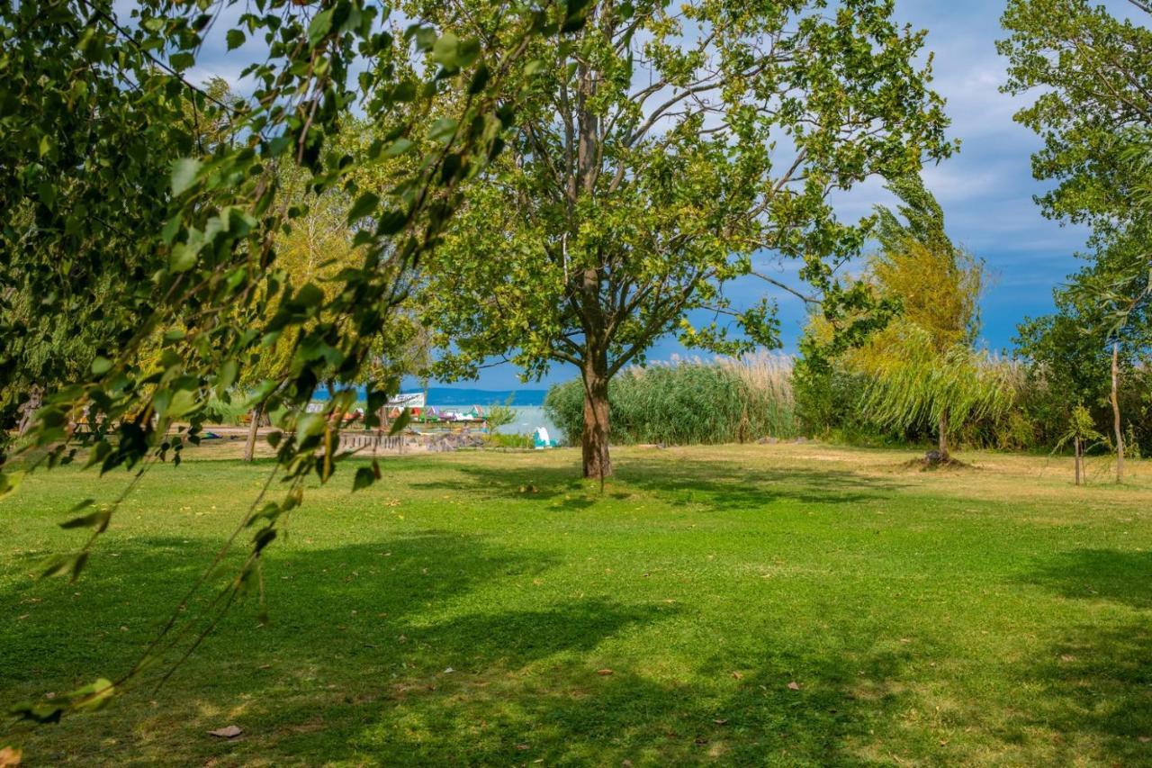 Holiday Resorts Balatonszarszo Zewnętrze zdjęcie